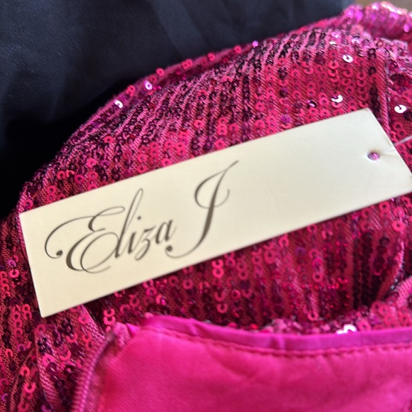 NWT ELIZA J Sequin Jewel-Neck Long-Sleeve Drape Dress - Picture 8 of 8